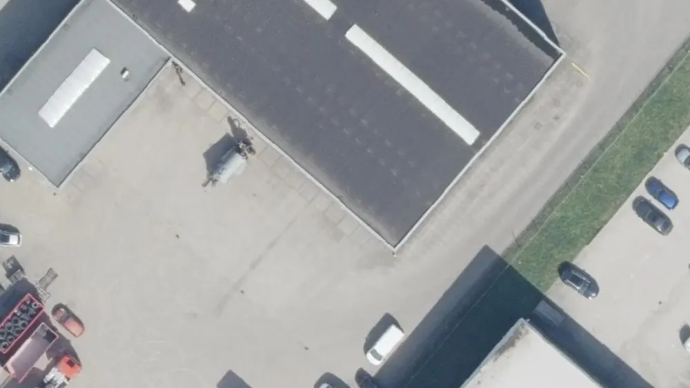 Luchtfoto van de omgeving van Betam Truck & Carwash aan de IJsseldijk 4A. Nog geen foto's van de locatie zelf.