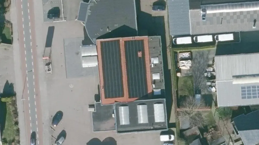 Luchtfoto van de omgeving van AVIA XPress Den Ham aan de Zomerweg 17. Nog geen foto's van de locatie zelf.