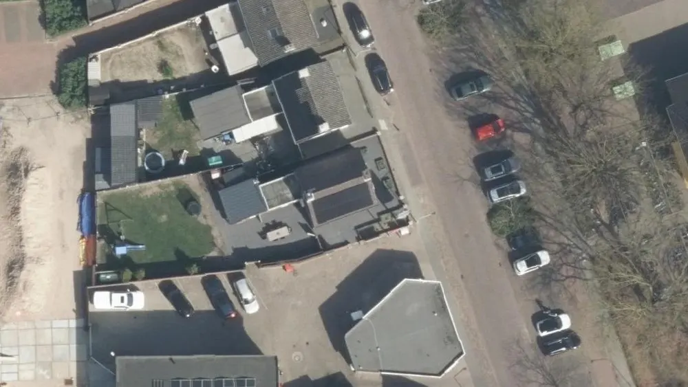 Luchtfoto van de omgeving van AVIA XPress Made aan de Molenstraat 11. Nog geen foto's van de locatie zelf.