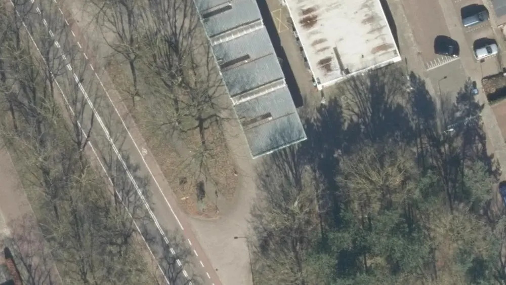 Luchtfoto van de omgeving van Bp Ramelle aan de Pres. Kennedylaan 24. Nog geen foto's van de locatie zelf.