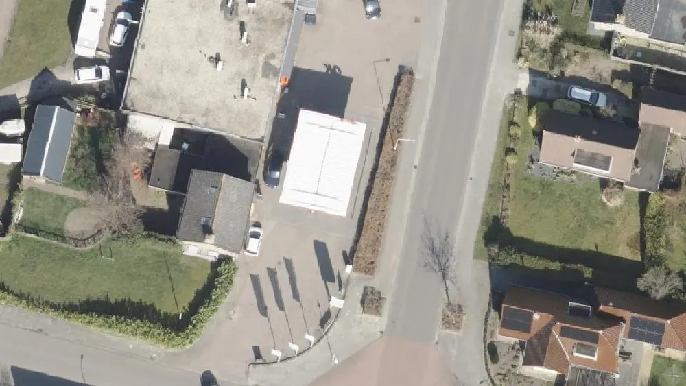 Luchtfoto van de omgeving van OK de Westereen aan de Noarder Stasjonsstrjitte 40. Nog geen foto's van de locatie zelf.