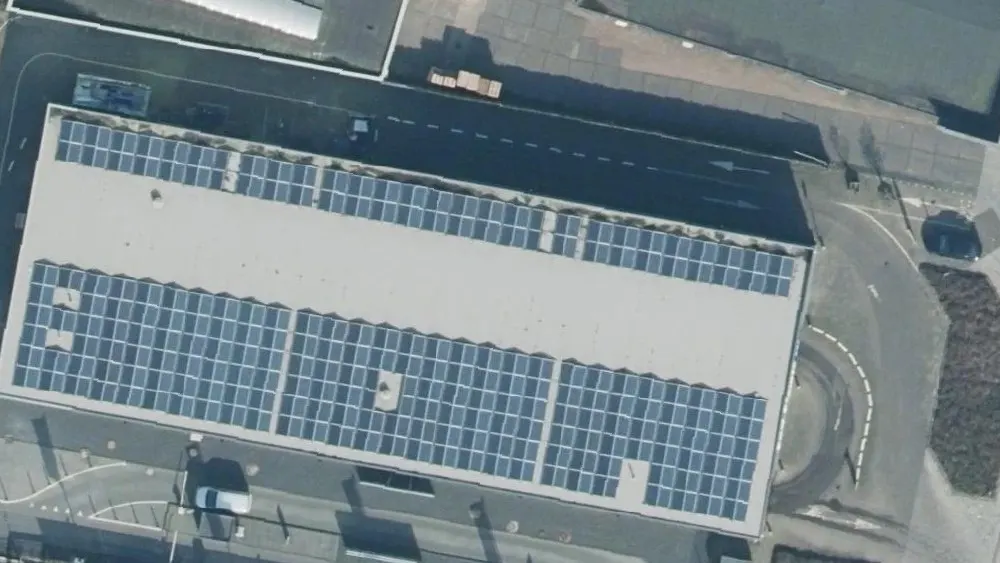 Luchtfoto van de omgeving van Claro Carwash Deventer aan de Hanzeweg 25-27. Nog geen foto's van de locatie zelf.