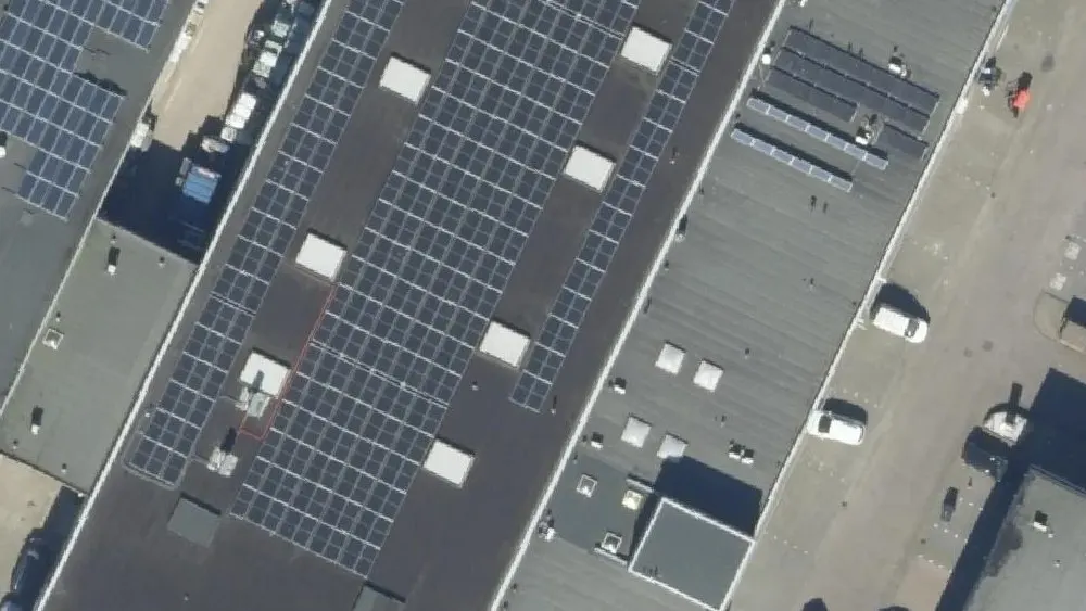 Luchtfoto van de omgeving van Claro Carwash Leiderdorp aan de Draadbaan 10. Nog geen foto's van de locatie zelf.