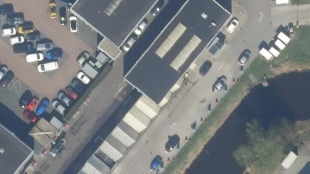 Luchtfoto van de omgeving van Pitsop | Carwash, Wasboxen en Aanhangwagen verhuur aan de Argonstraat 18. Nog geen foto's van de locatie zelf.