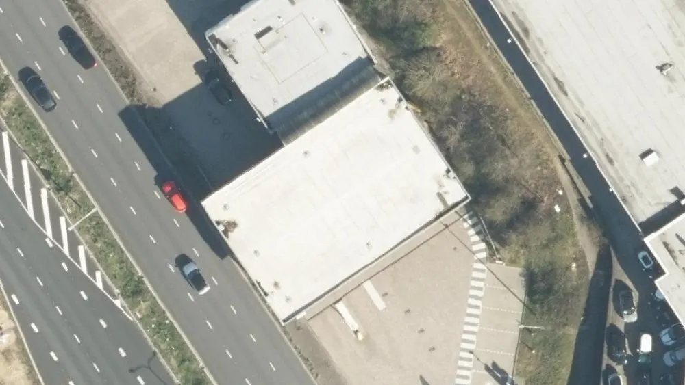 Luchtfoto van de omgeving van Shell Station Neerbosscheweg aan de Neerbosscheweg 4. Nog geen foto's van de locatie zelf.
