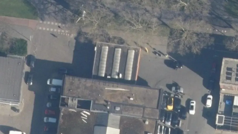 Luchtfoto van de omgeving van Shell Station Kievit Rotterdam aan de Slinge 244. Nog geen foto's van de locatie zelf.