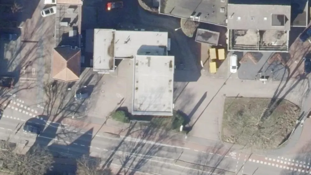 Luchtfoto van de omgeving van Shell Station Airborne aan de Utrechtseweg 57. Nog geen foto's van de locatie zelf.