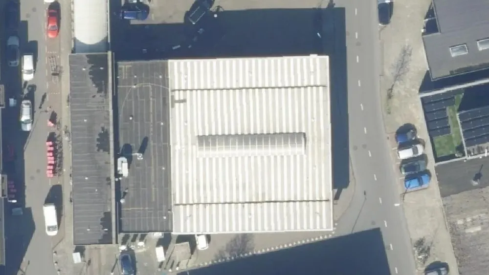 Luchtfoto van de omgeving van Shell Station Slingelandt Straat aan de Van Slingelandtstraat 45. Nog geen foto's van de locatie zelf.
