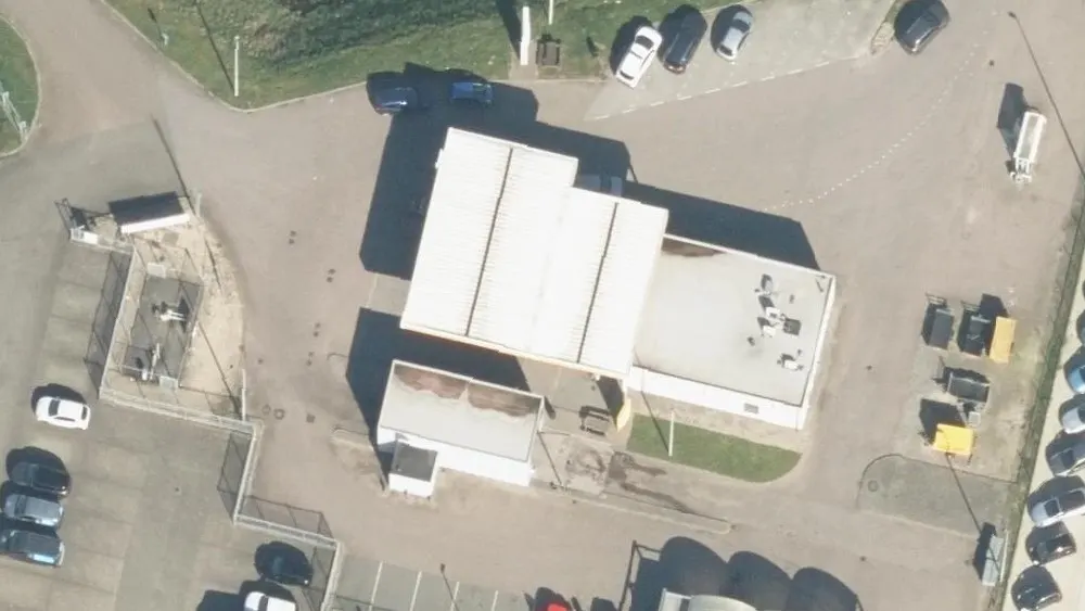 Luchtfoto van de omgeving van Shell Station Nabuurs aan de Beersebaan 1. Nog geen foto's van de locatie zelf.