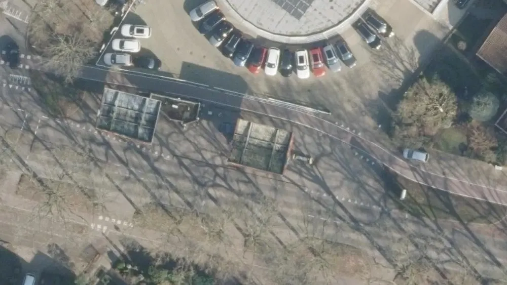 Luchtfoto van de omgeving van Shell Station Reede aan de Koningin Wilhelminaweg 111. Nog geen foto's van de locatie zelf.
