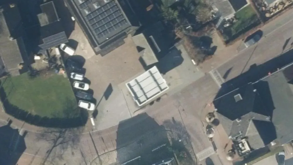 Luchtfoto van de omgeving van Shell Qsb Zevenbergen aan de Koningsweg 5. Nog geen foto's van de locatie zelf.