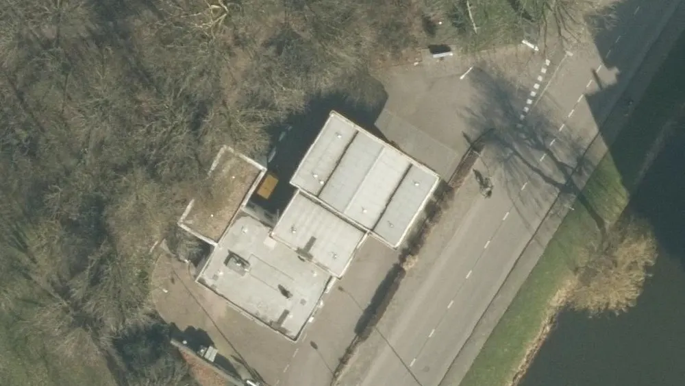 Luchtfoto van de omgeving van Shell Station Van Godewijckstraat aan de Van Godewijckstraat. Nog geen foto's van de locatie zelf.