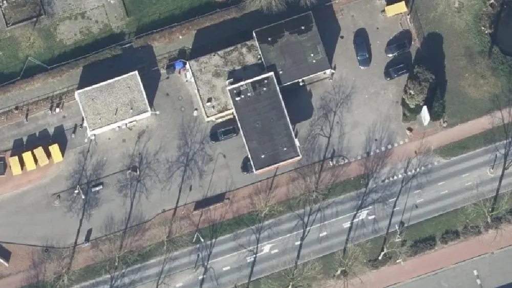Luchtfoto van de omgeving van Shell Station Nieuwe Tielseweg aan de Nieuwe Tielseweg 126. Nog geen foto's van de locatie zelf.