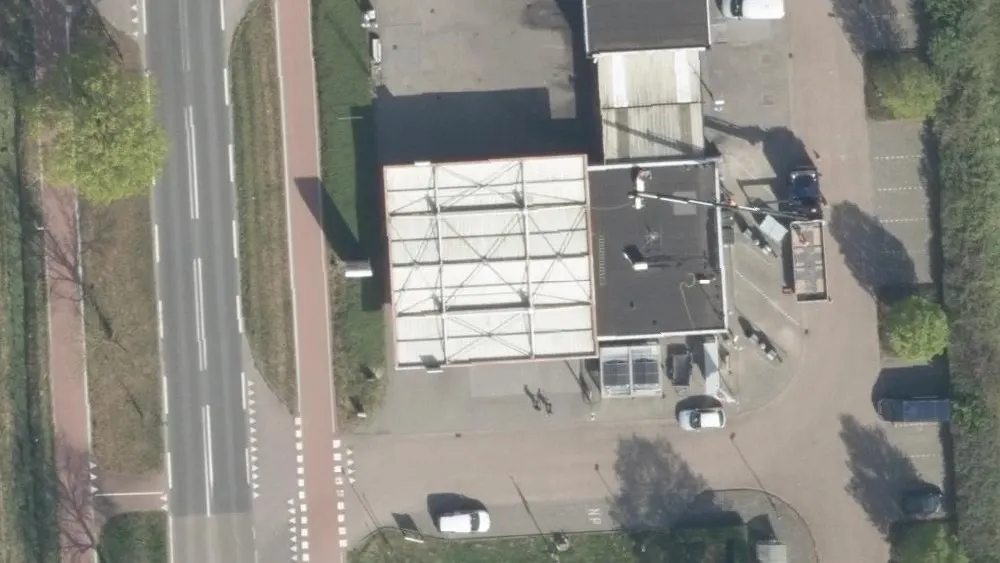 Luchtfoto van de omgeving van Shell Station Sprang-Capelle aan de Tilburgseweg 23a. Nog geen foto's van de locatie zelf.