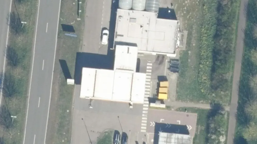 Luchtfoto van de omgeving van Shell Veldhuizen aan de Veldhuizerweg 2. Nog geen foto's van de locatie zelf.