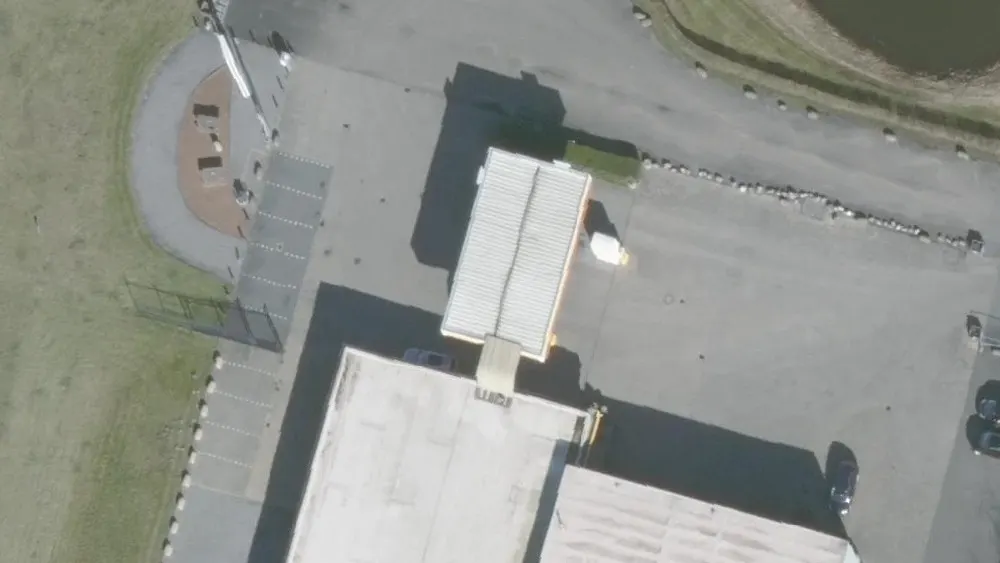 Luchtfoto van de omgeving van Shell Station Van Der Have aan de Manteling 2. Nog geen foto's van de locatie zelf.