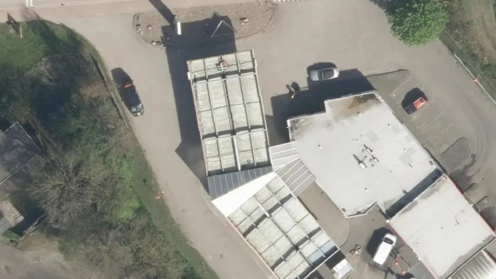 Luchtfoto van de omgeving van Shell Station Raamsdonksveer aan de Kerklaan 15b. Nog geen foto's van de locatie zelf.